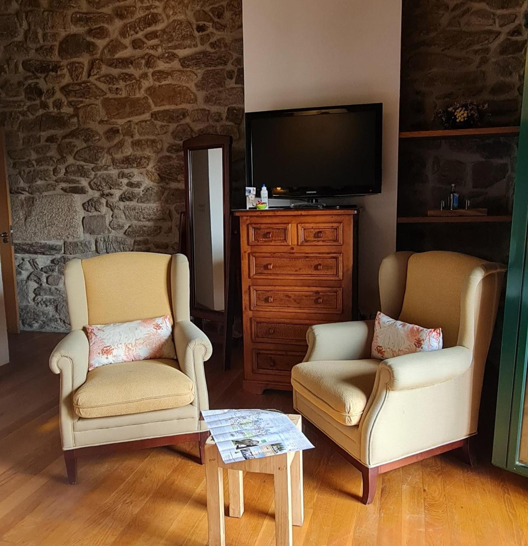 Hostal Casa Grande de Cristosende Habitación foto